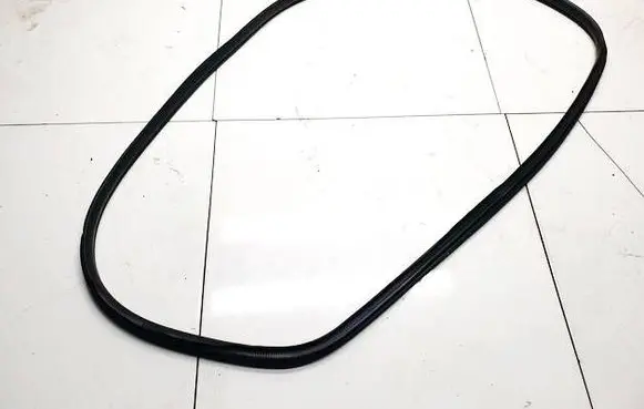 Mazda CX-30 Rubber seal rear door 