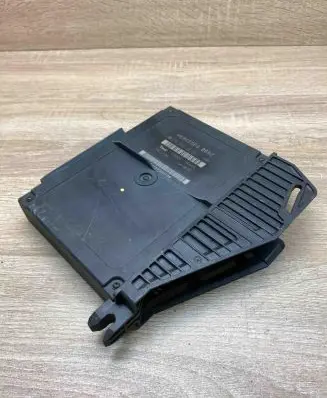 Mercedes-Benz E W210 Comfort/convenience module 2108203826 335626