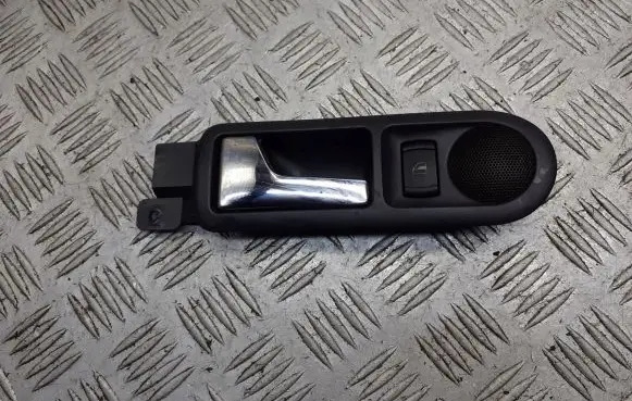Volkswagen PASSAT B5.5 Rear door interior handle trim 1J4839113C