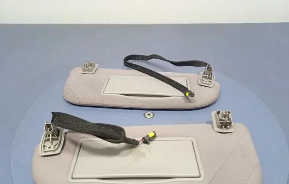 Peugeot 607 Sun visor 
