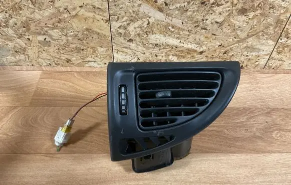 Citroen C5 Dash center air vent grill 963261667A