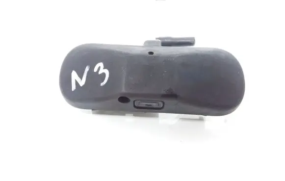 Windshield washer spray nozzle