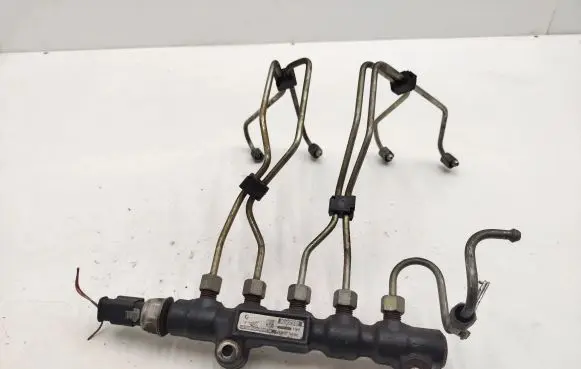 Peugeot 5008 Fuel main line pipe 9654592680