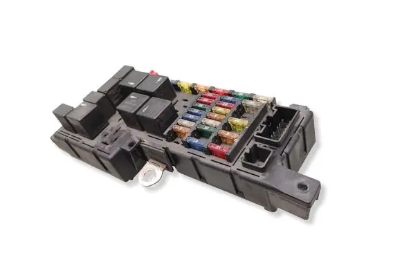 Volvo V70 Fuse module 8637841