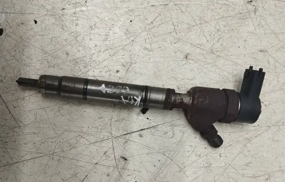 KIA Ceed Fuel injector 338002a900