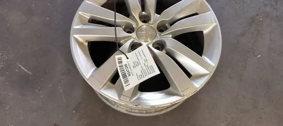 Peugeot 308 R16 alloy rim 9677989577
