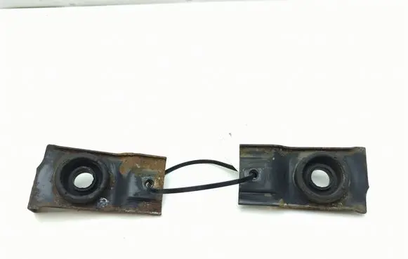 Opel Agila A Radiator mount bracket