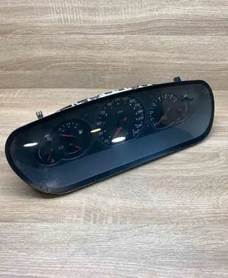Citroen C5 Speedometer (instrument cluster) 9635289280