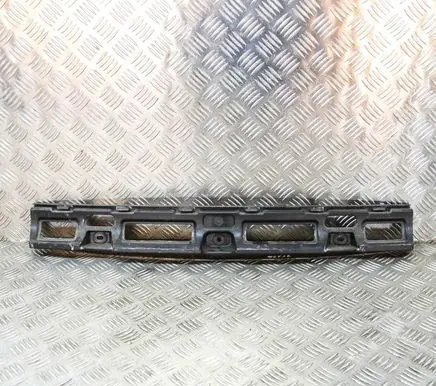 Rear bumper mounting bracket