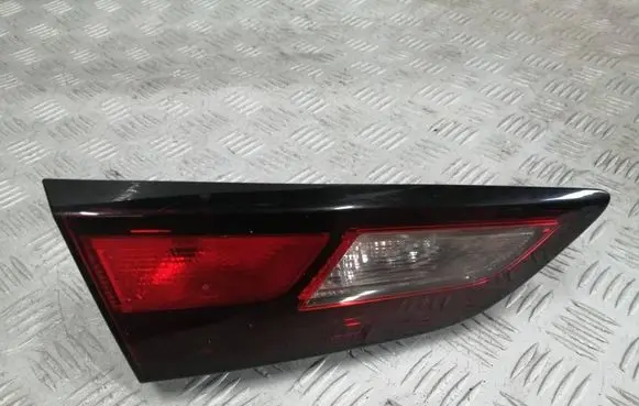 Opel Astra K Tailgate rear/tail lights 39032992 366069842 81390102