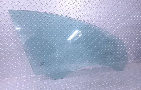 Volvo V50 Front door window glass four-door 30762392