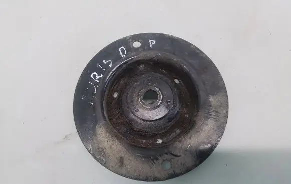 Toyota Auris 150 Front upper strut mount 
