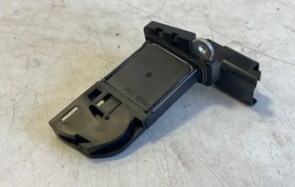 Opel Vivaro Mass air flow meter 9677093080