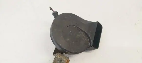 Volvo V70 Horn signal E349042
