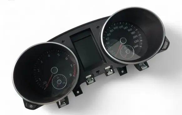 Volkswagen Golf VI Speedometer (instrument cluster) 5K0920870F