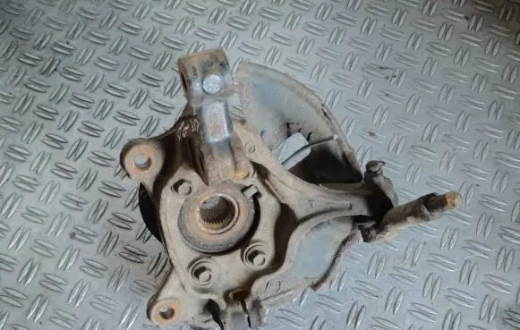 Mazda CX-5 Front wheel hub