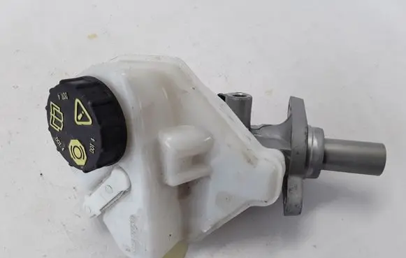 Volvo XC60 Master brake cylinder 36002450