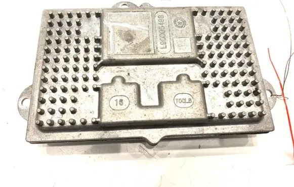 Peugeot 3008 II Voltage converter/converter module L90032783