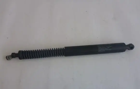 Peugeot 308 Tailgate strut 