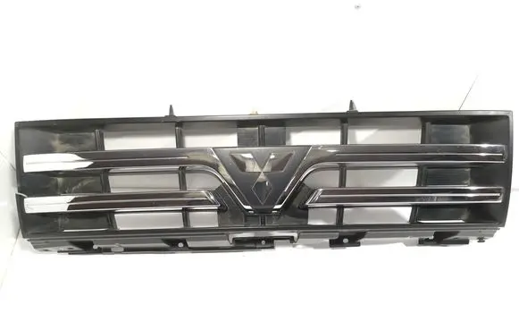 Mitsubishi Pajero Front grill 7450A150