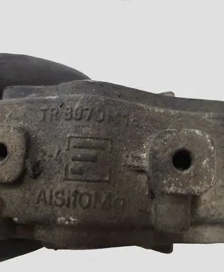 Volvo V70 Engine mount bracket TR8070M18