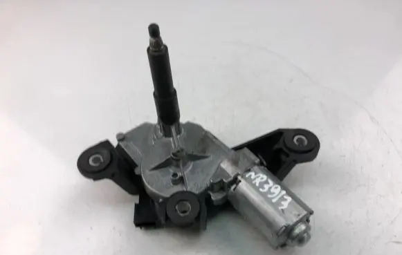 Renault Megane III Wiper motor 0390201847