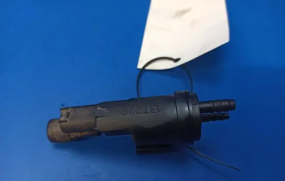 Mercedes-Benz E W212 Vacuum valve 0025407097