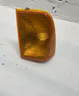Ford Taunus IV Front indicator light 1007210101