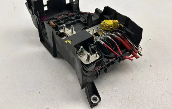 Volkswagen Touareg I Fuse module 7L0937548 15426742