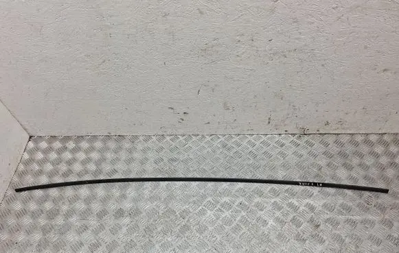 Roof trim bar molding cover