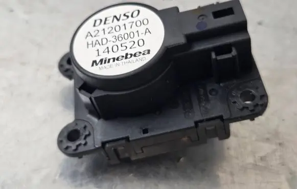 Opel Combo E Air flap motor/actuator A21201700 HAD36001A 140520