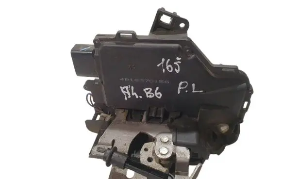 Audi A4 S4 B6 8E 8H Front door lock 4B1837015G