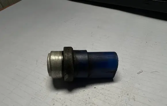 Coolant temperature sensor
