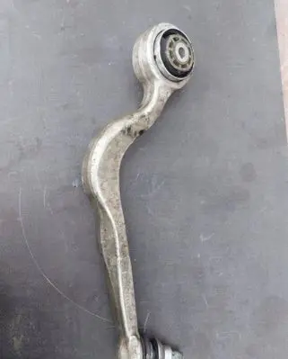 Mercedes-Benz GLC C253 Front lower control arm/wishbone 2133330200 2130200