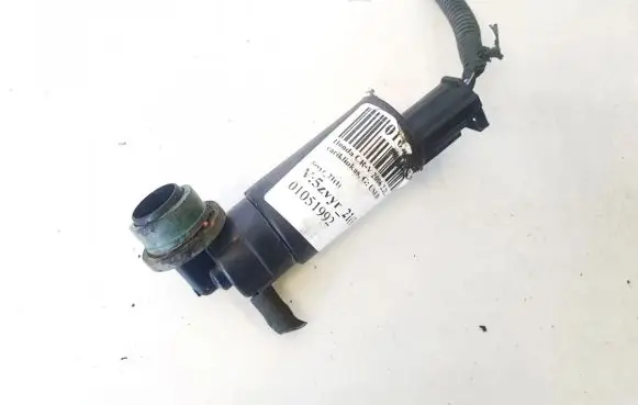 Honda CR-V Windscreen/windshield washer pump