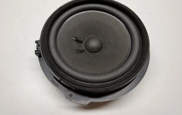 Ford Mustang VI Front door speaker DS7T18808 26265146