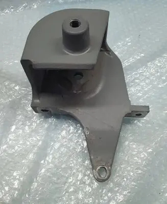 Tesla Model S Engine mounting bracket 1034558
