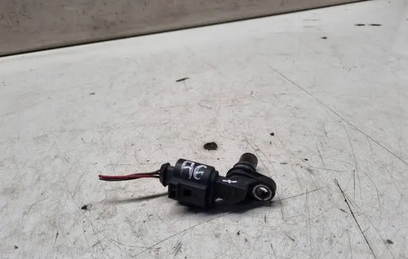 Audi A6 S6 C6 4F Camshaft position sensor 06E905163
