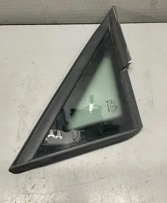 Seat Ibiza IV (6J,6P) Front triangle window/glass 43R001564 E000001 DOT459M532AS2