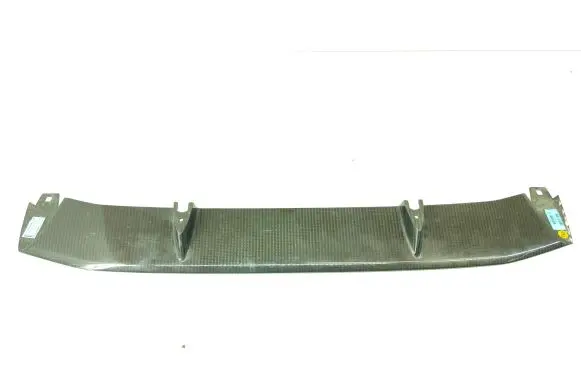 Front bumper lip