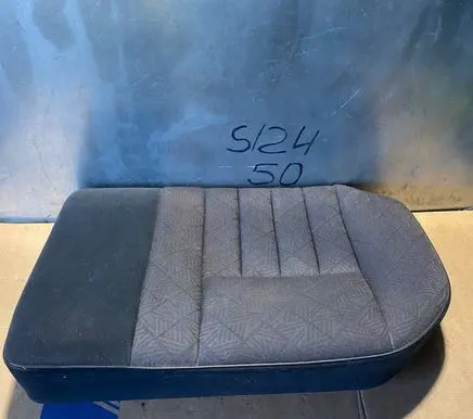 Mercedes-Benz E W124 Rear seat 