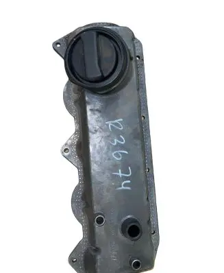 Skoda Octavia Mk1 (1U) Rocker cam cover 038103469F
