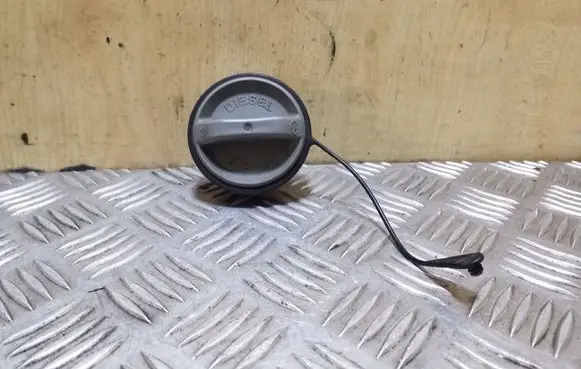 Toyota Corolla E120 E130 Fuel tank filler cap 