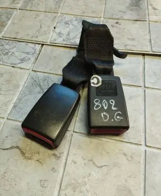 Alfa Romeo 159 Rear seatbelt buckle 072775735