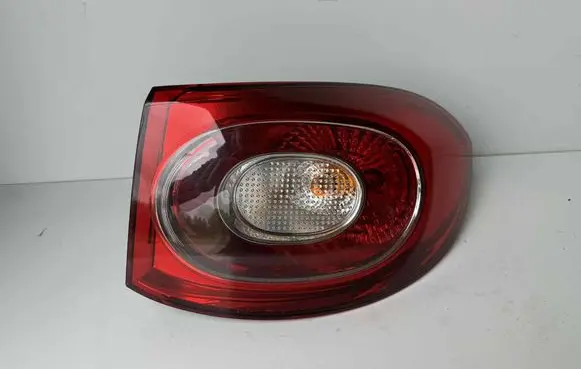 Volkswagen Tiguan Rear/tail lights 5N0945096H