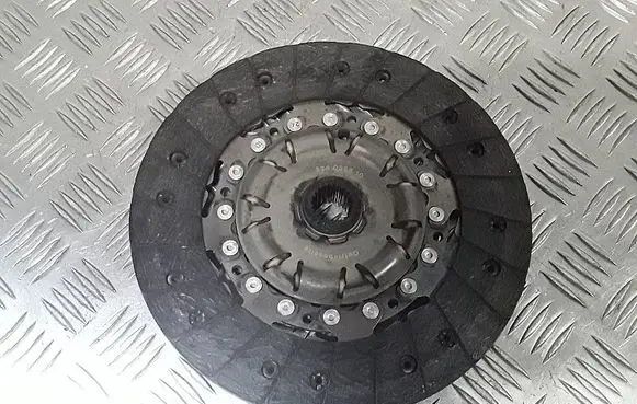 Volkswagen Scirocco Clutch pressure plate 324035510