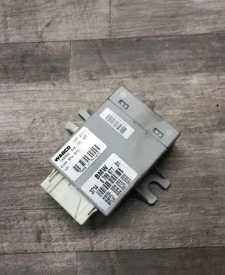 BMW 5 F10 F11 Suspension control unit/module 6799677 004012000 004002000