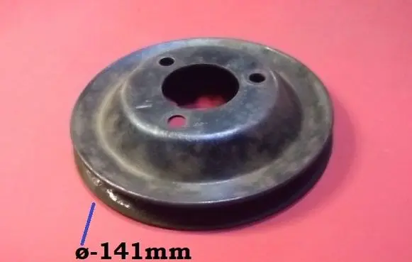 Volkswagen PASSAT Water pump pulley 050121034