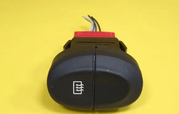Renault Scenic I Windscreen/window heater switch 841243B