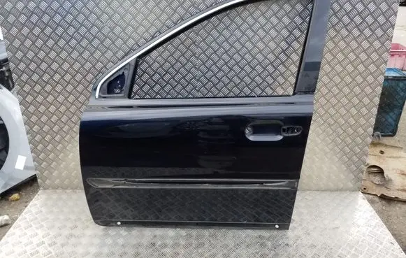 Volvo XC90 Front door